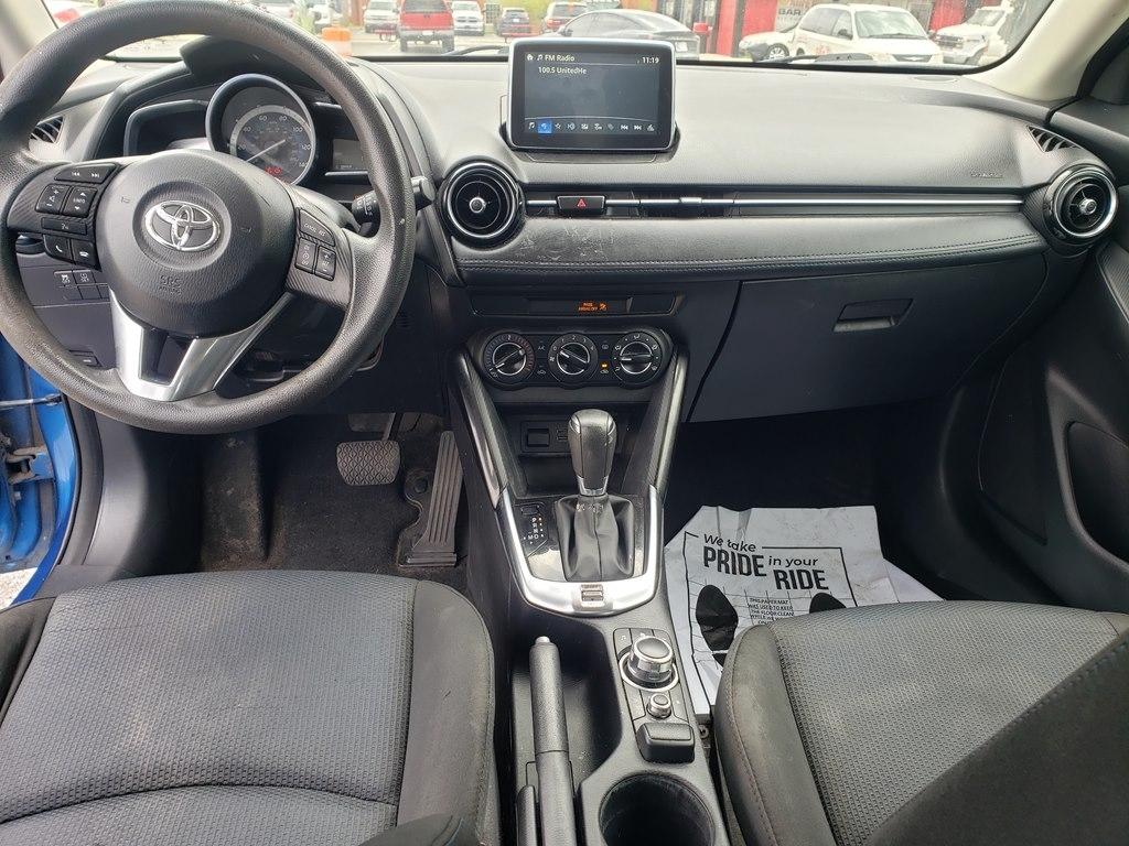 Toyota Yaris iA Manual (Natl) 2018