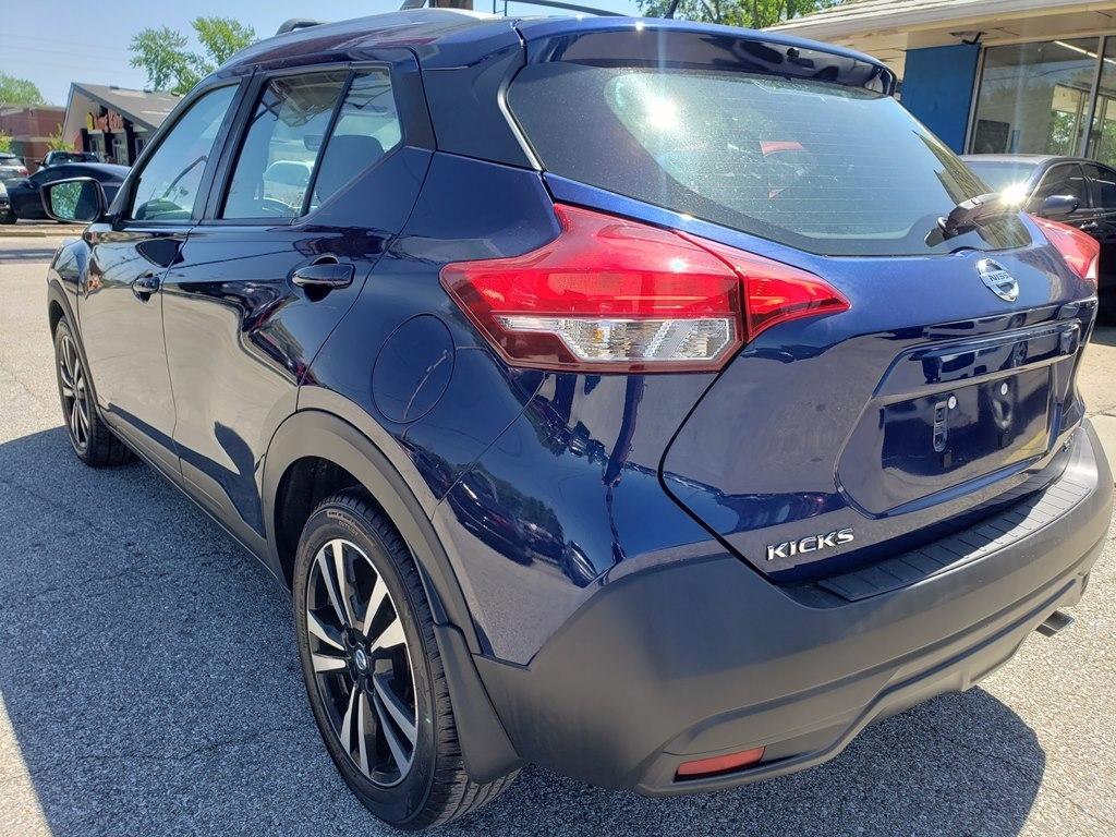 Nissan Kicks SV FWD 2019