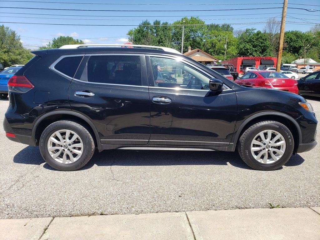 Nissan Rogue FWD SV 2020
