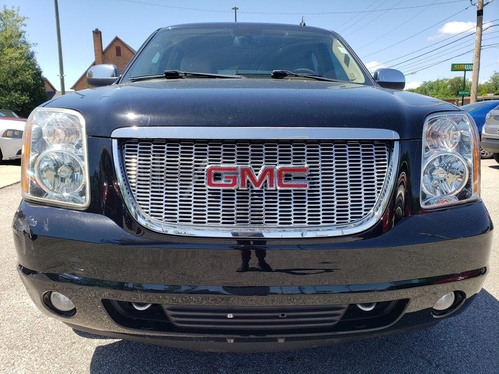 GMC Yukon 4WD 4dr 1500 SLT 2011