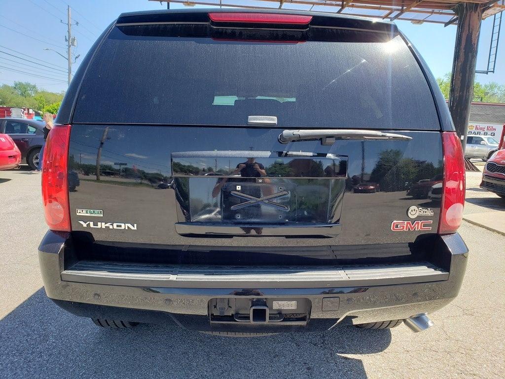 GMC Yukon 4WD 4dr 1500 SLT 2011