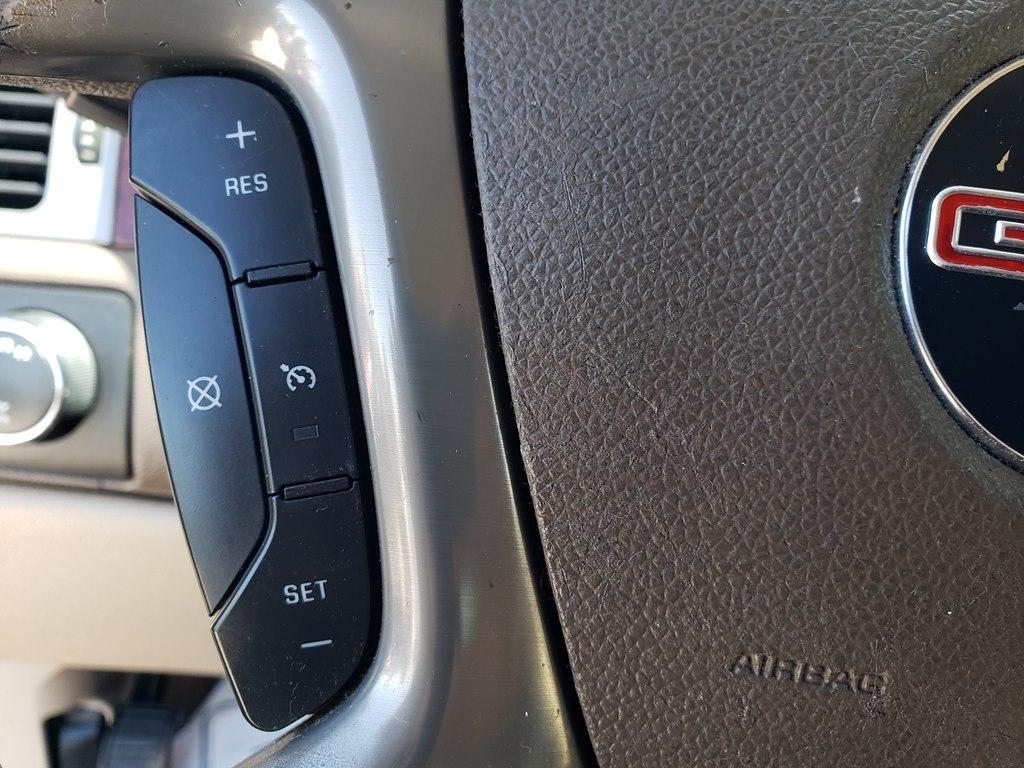 GMC Yukon 4WD 4dr 1500 SLT 2011