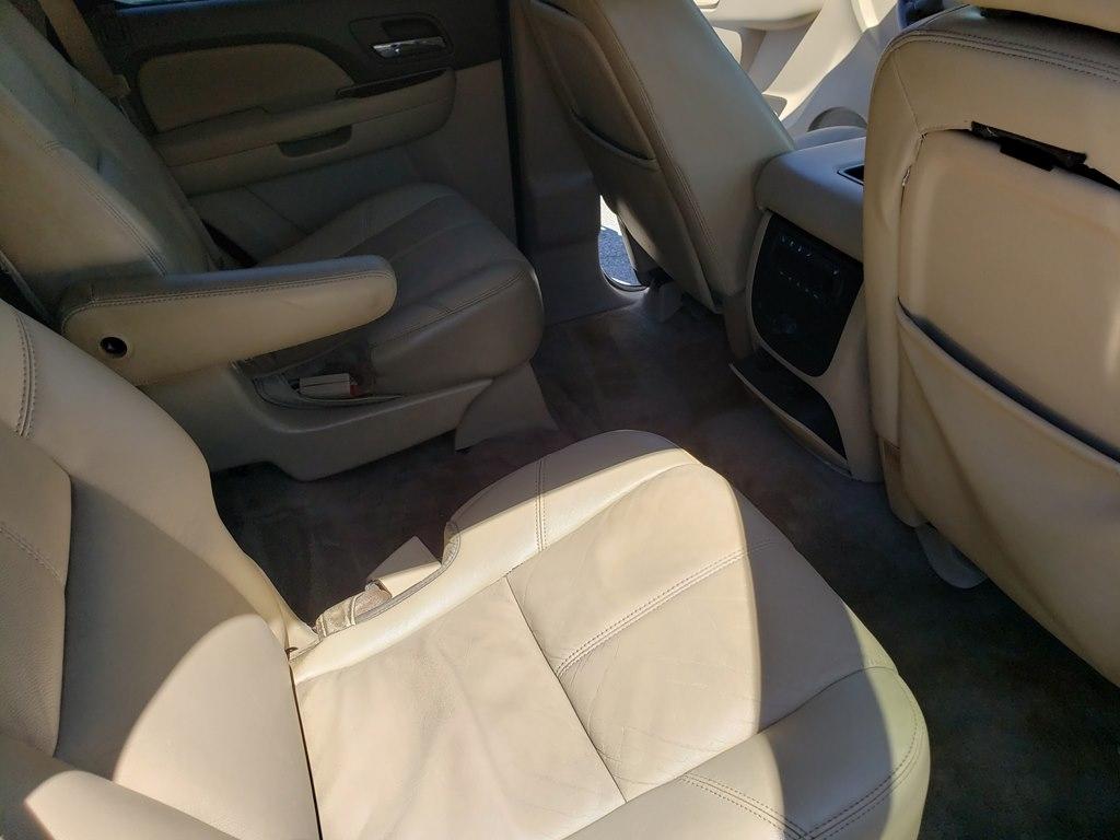 GMC Yukon 4WD 4dr 1500 SLT 2011