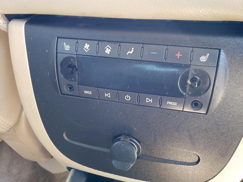 GMC Yukon 4WD 4dr 1500 SLT 2011