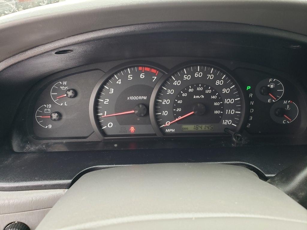 Toyota Tundra DoubleCab V8 SR5 4WD (Natl) 2005