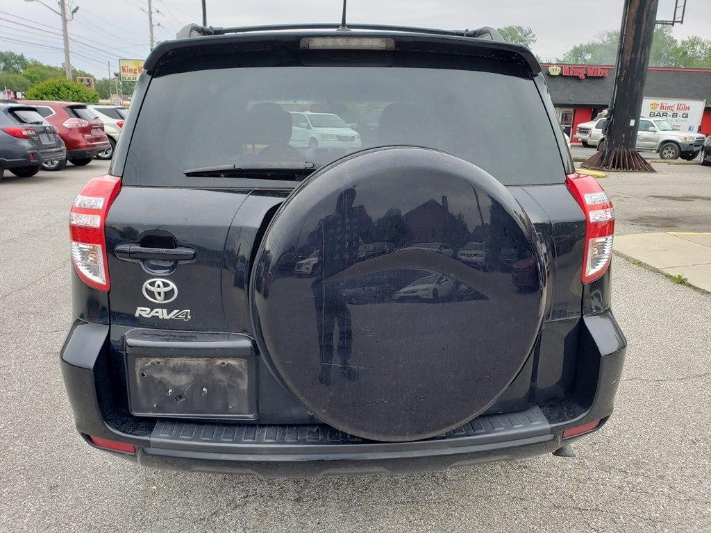 Toyota RAV4 FWD 4dr 4-cyl 4-Spd AT (Natl) 2011
