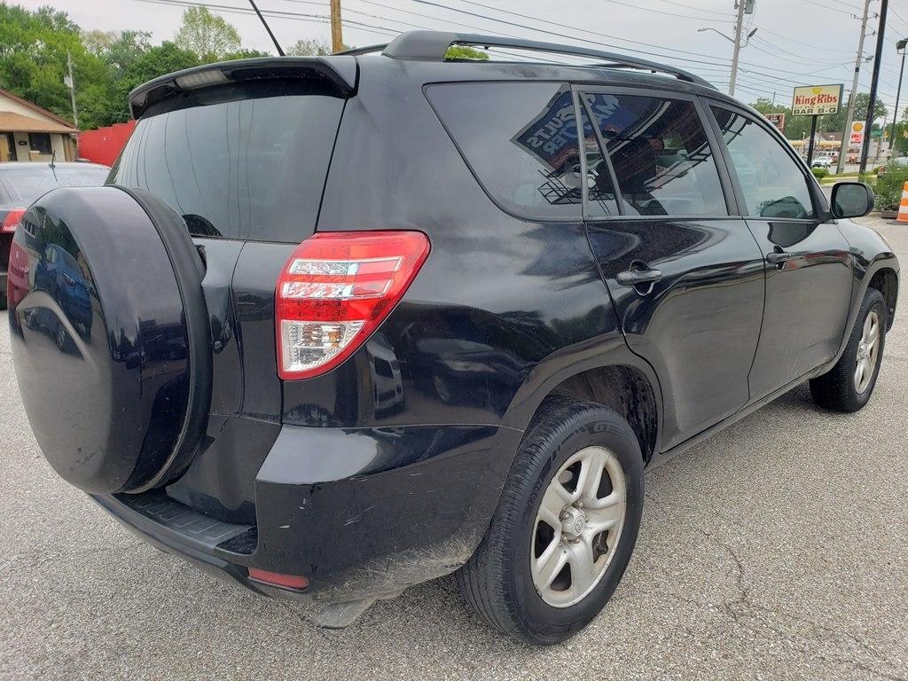 Toyota RAV4 FWD 4dr 4-cyl 4-Spd AT (Natl) 2011