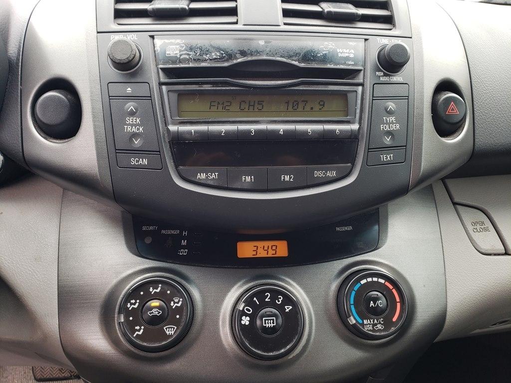 Toyota RAV4 FWD 4dr 4-cyl 4-Spd AT (Natl) 2011