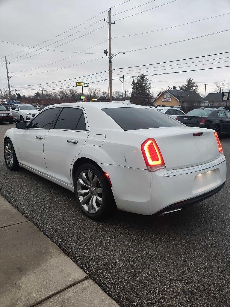 Chrysler 300 Limited RWD 2018