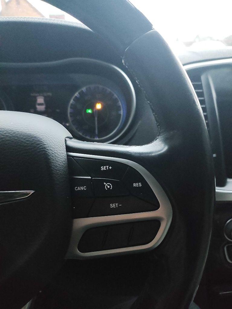 Chrysler 300 Limited RWD 2018