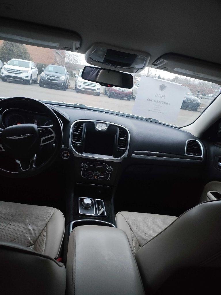Chrysler 300 Limited RWD 2018