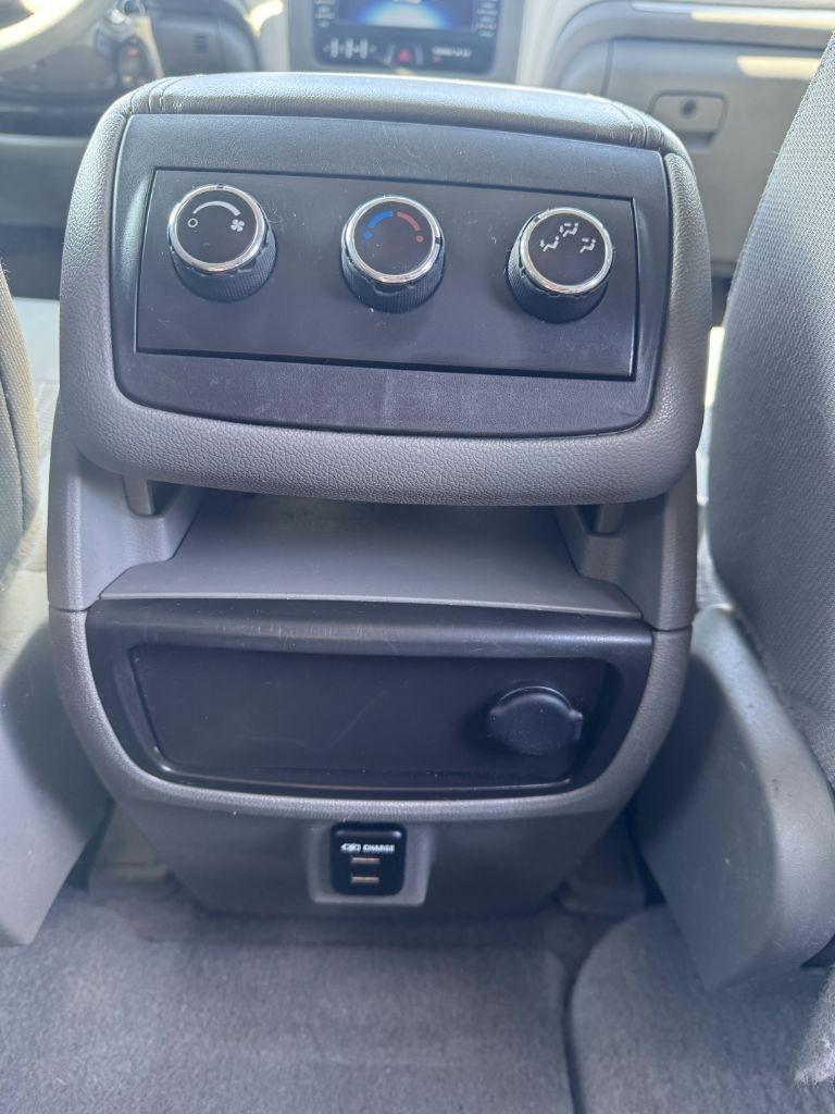 Chevrolet Traverse FWD 4dr LS w/1LS 2016