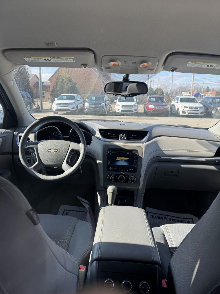 Chevrolet Traverse FWD 4dr LS w/1LS 2016