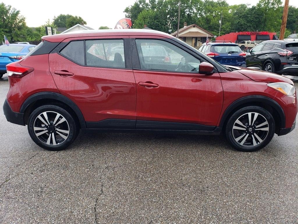 Nissan Kicks SV FWD 2019