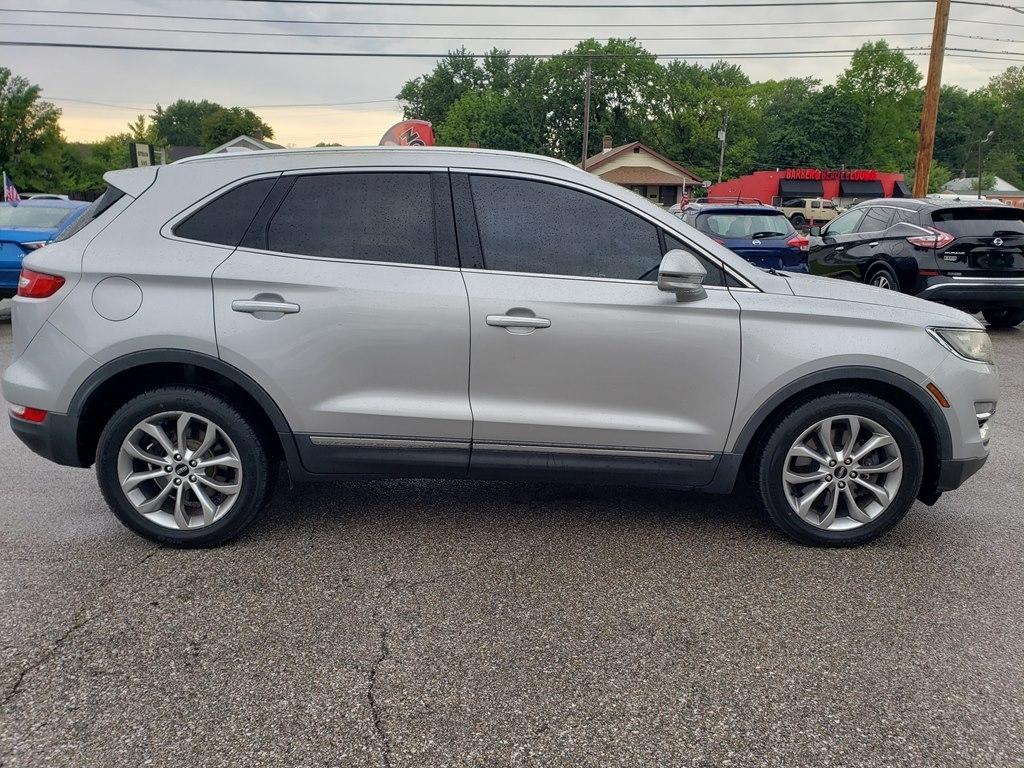 Lincoln MKC FWD 4dr Select 2016