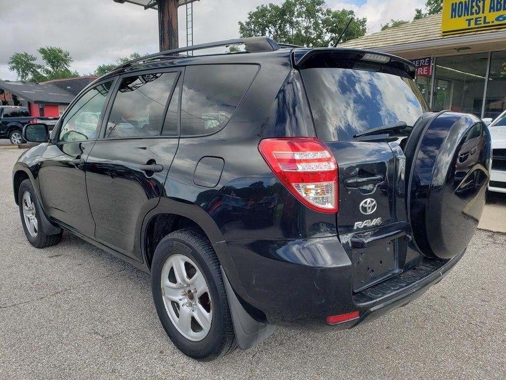 Toyota RAV4 4WD 4dr 4-cyl 4-Spd AT (Natl) 2011