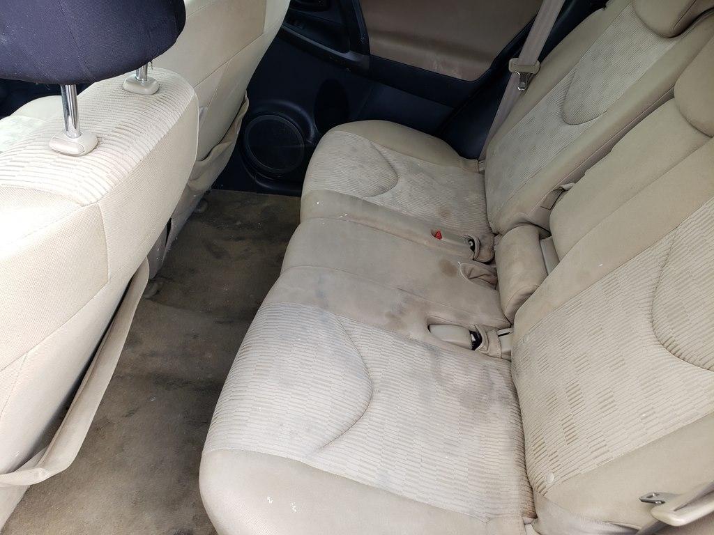 Toyota RAV4 4WD 4dr 4-cyl 4-Spd AT (Natl) 2011