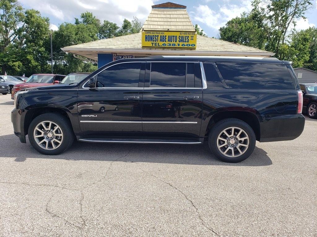 GMC Yukon XL 4WD 4dr Denali 2016