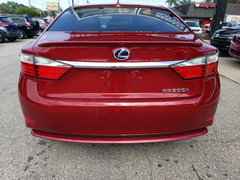 Lexus ES 300h 4dr Sdn Hybrid 2014