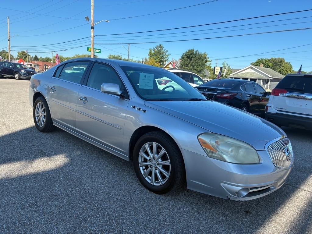 Buick Lucerne 4dr Sdn CXL 2010