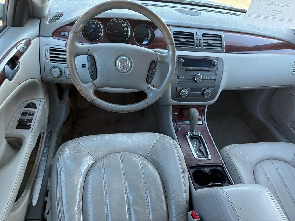 Buick Lucerne 4dr Sdn CXL 2010