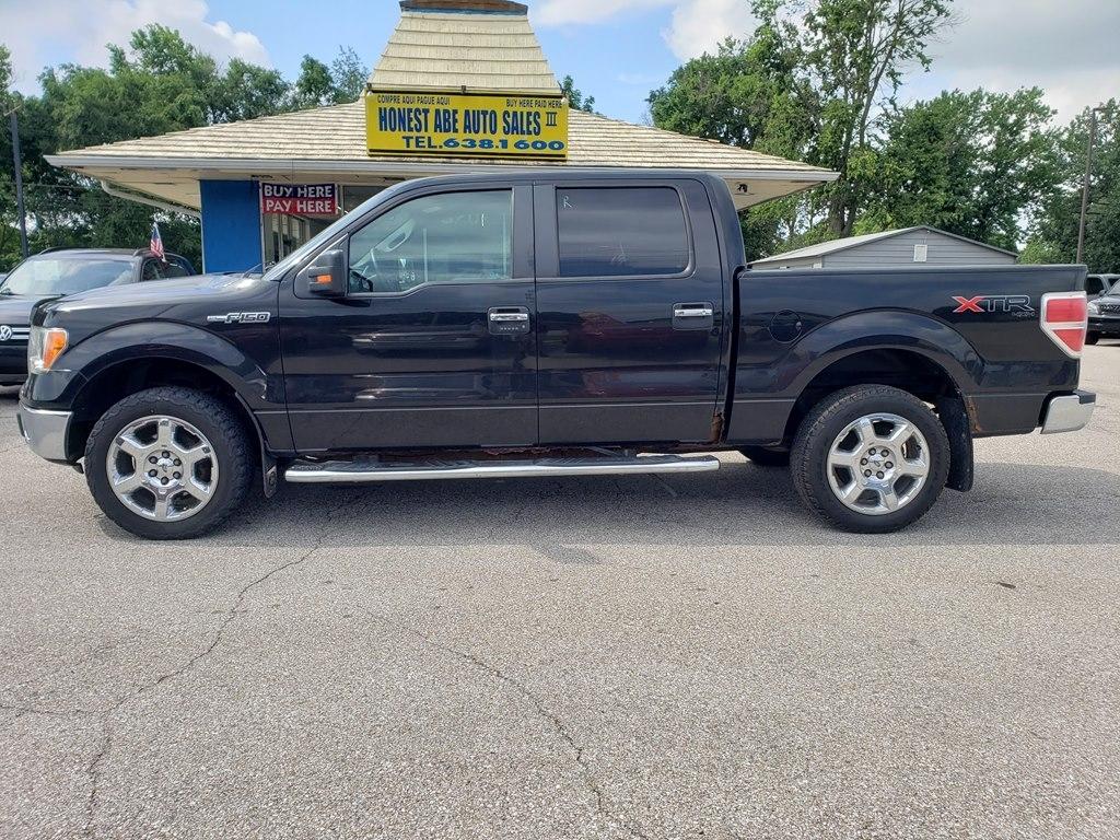 Ford F-150 4WD SuperCrew 145" Platinum 2013