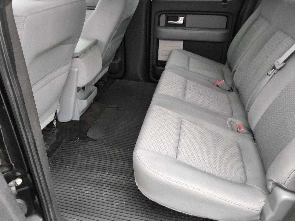 Ford F-150 4WD SuperCrew 145" Platinum 2013