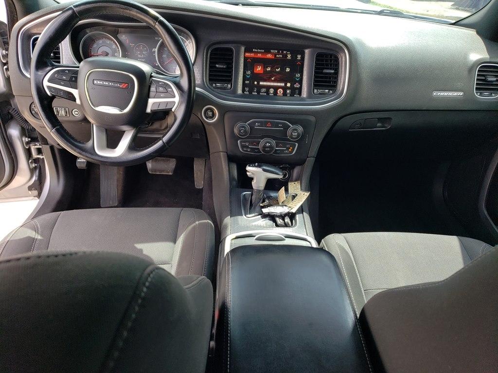 Dodge Charger 4dr Sdn SXT RWD 2016