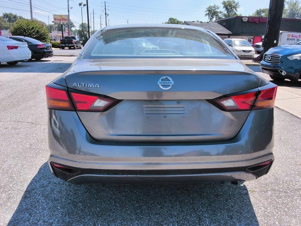 Nissan Altima 2.5 S Sedan 2021