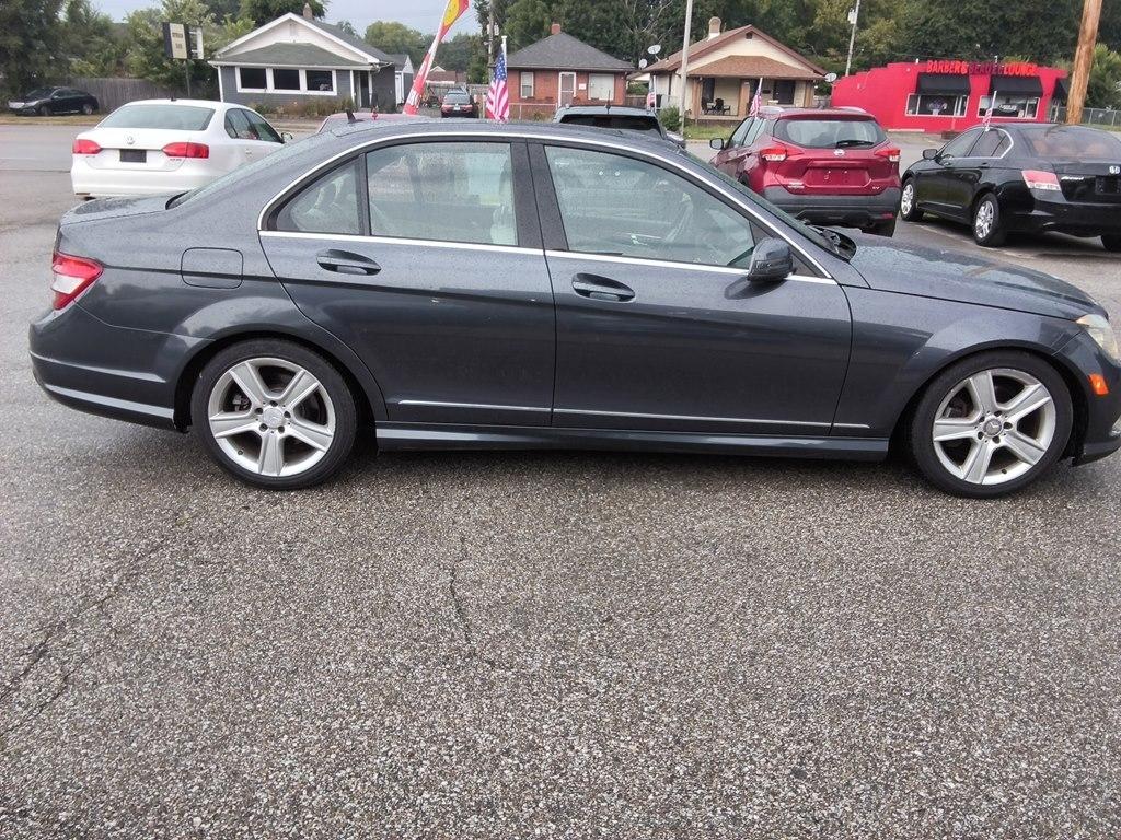 Mercedes-Benz C-Class 4dr Sdn C 300 Sport 4MATIC 2011
