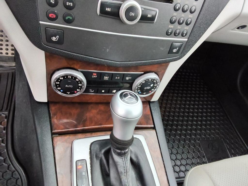 Mercedes-Benz C-Class 4dr Sdn C 300 Sport 4MATIC 2011