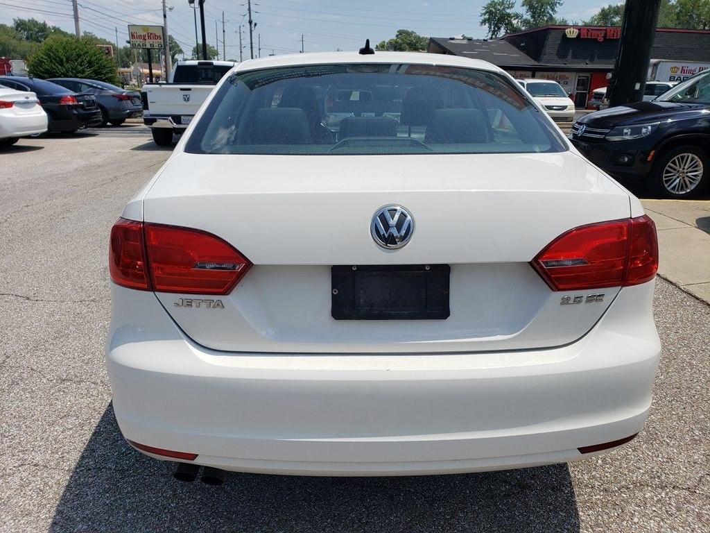 Volkswagen Jetta Sedan 4dr Auto SE PZEV 2012