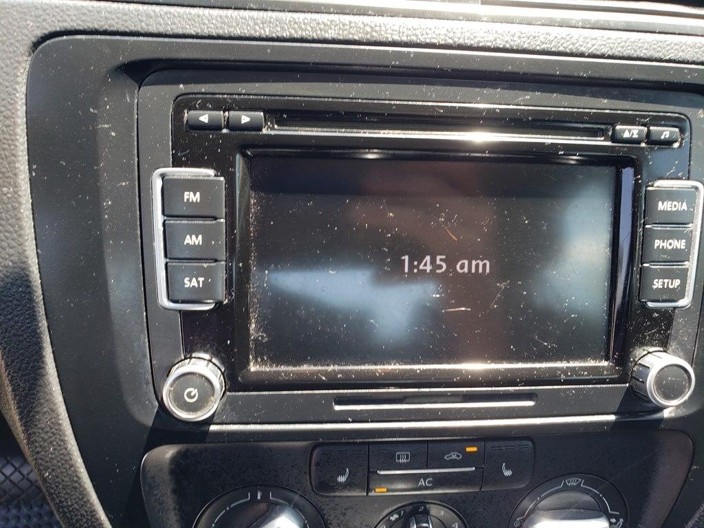 Volkswagen Jetta Sedan 4dr Auto SE PZEV 2012
