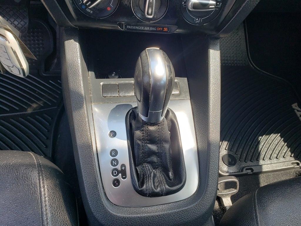 Volkswagen Jetta Sedan 4dr Auto SE PZEV 2012