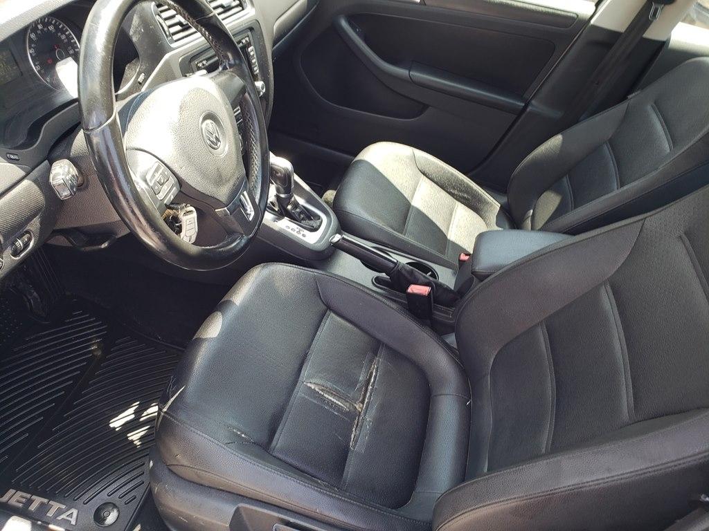 Volkswagen Jetta Sedan 4dr Auto SE PZEV 2012