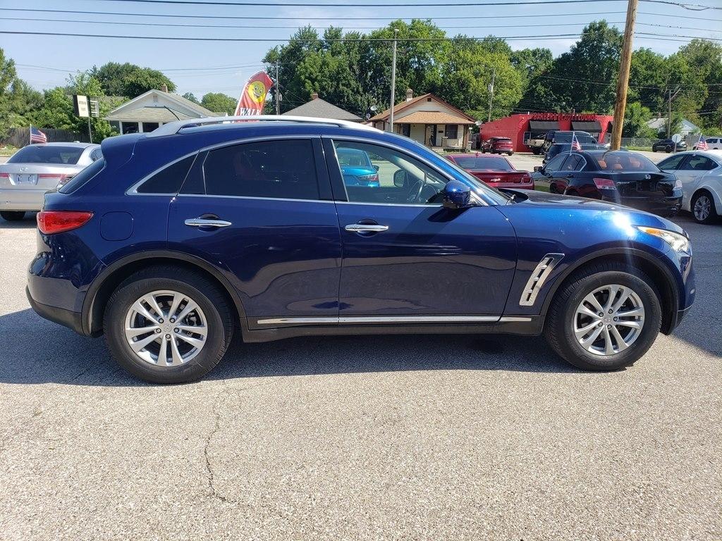 Infiniti QX70 AWD 4dr 2016
