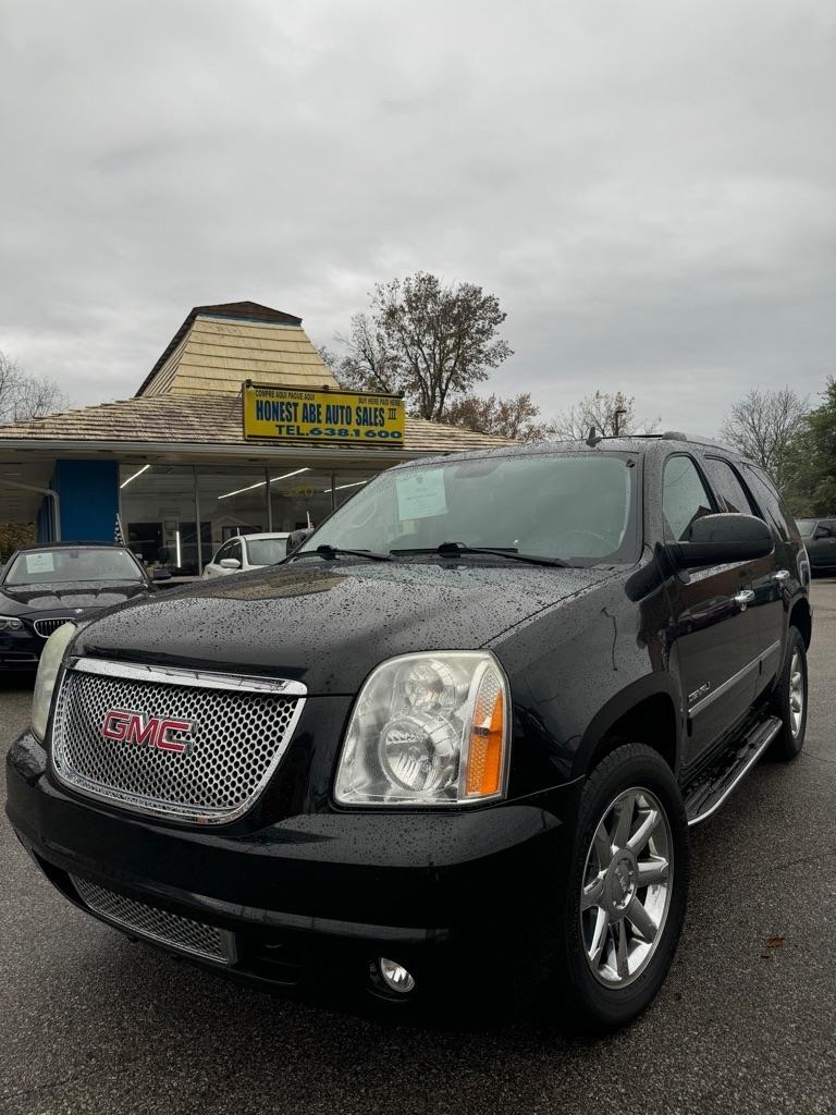 2012 GMC Yukon AWD 4dr 1500 Denali