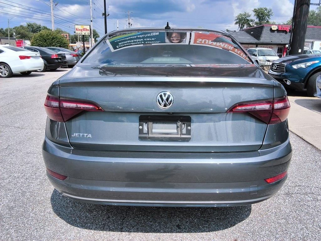 Volkswagen Jetta R-Line Auto w/SULEV 2020