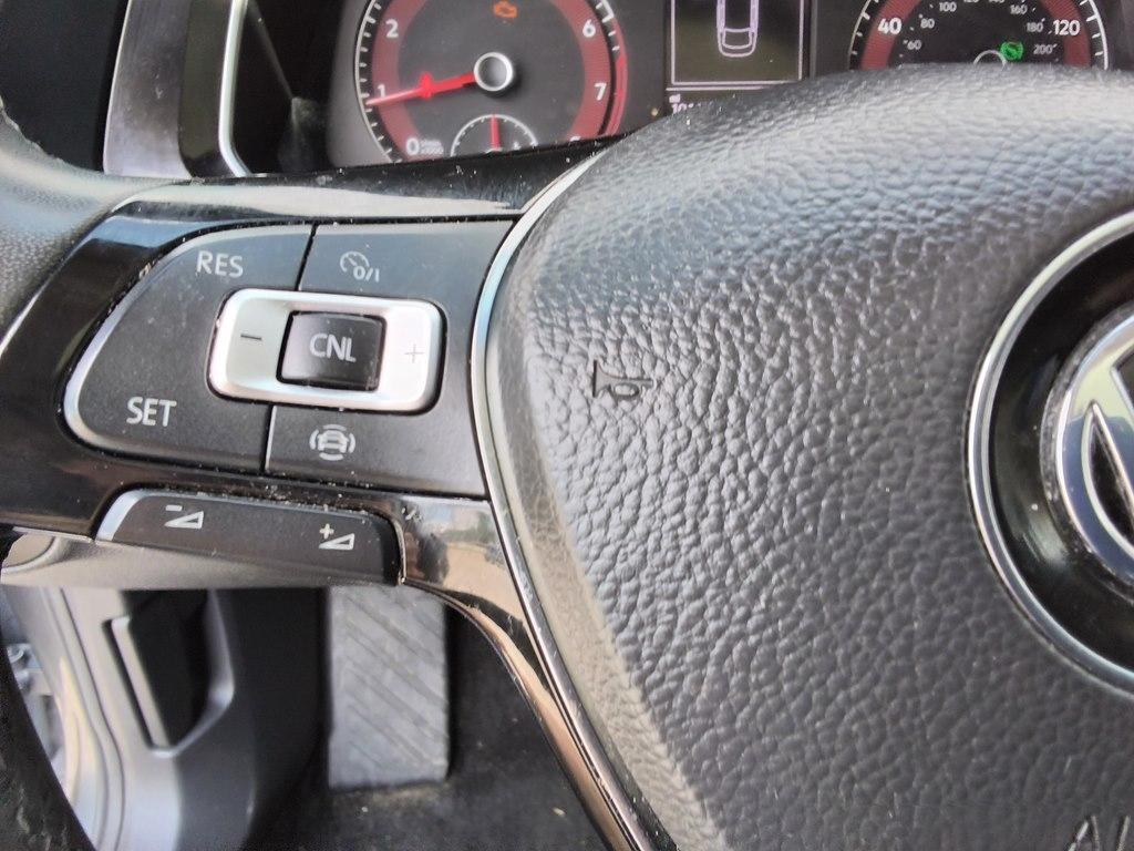 Volkswagen Jetta R-Line Auto w/SULEV 2020