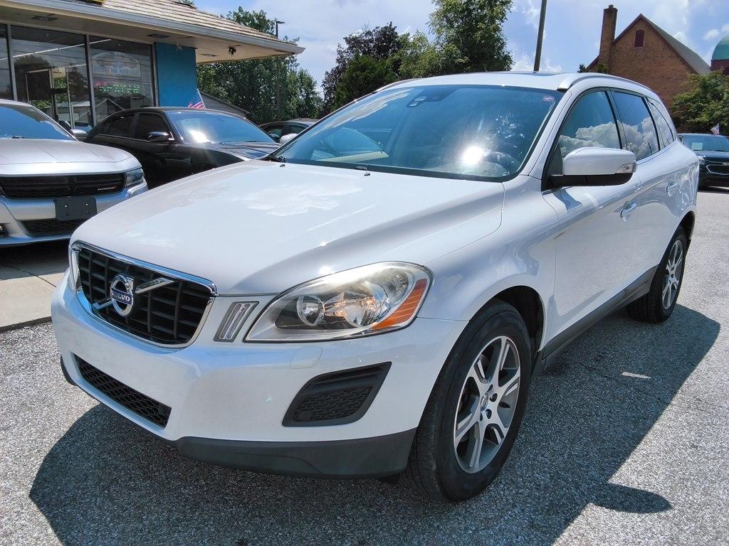 Volvo XC60 AWD 4dr 3.0T 2011
