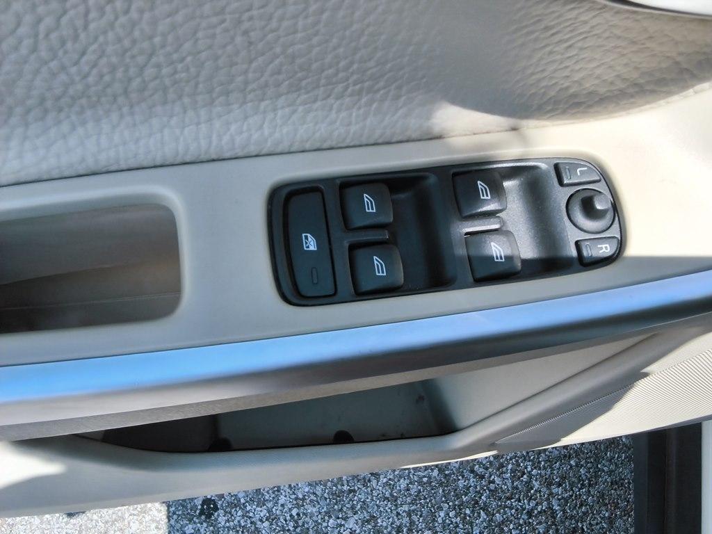 Volvo XC60 AWD 4dr 3.0T 2011