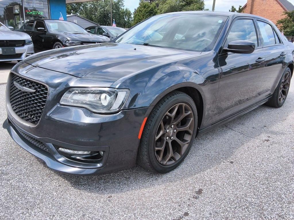 Chrysler 300 300S Alloy Edition RWD 2017