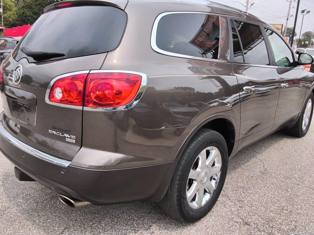 Buick Enclave AWD 4dr CXL w/1XL 2010