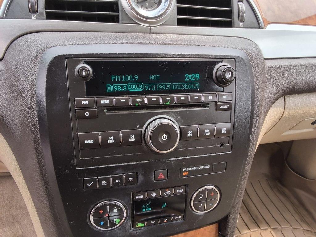 Buick Enclave AWD 4dr CXL w/1XL 2010