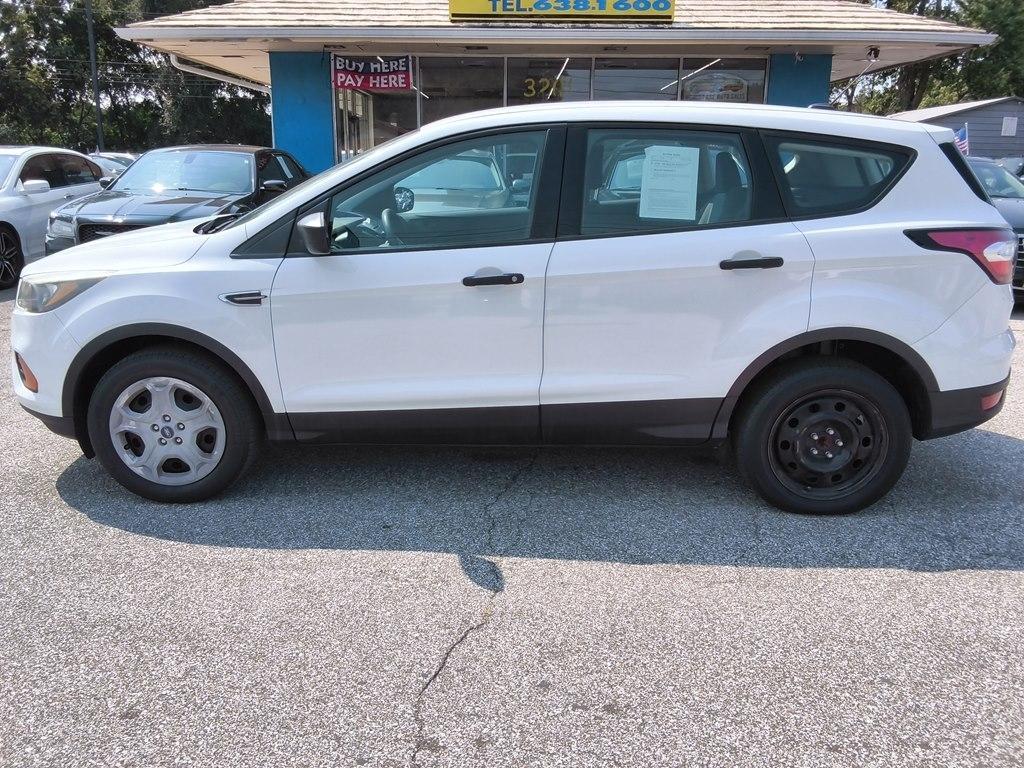 Ford Escape S FWD 2018