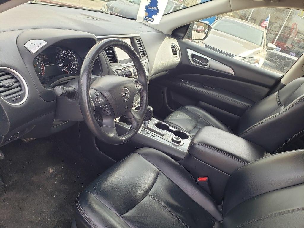 Nissan Pathfinder 4x4 SL 2018