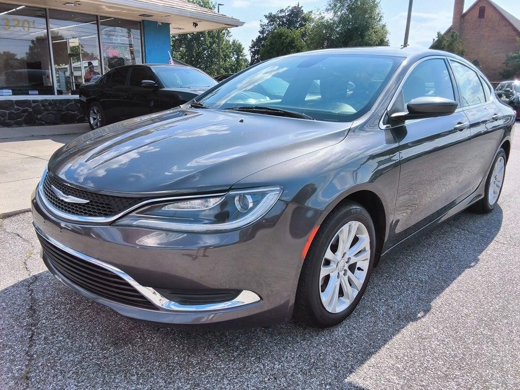 Chrysler 200 4dr Sdn Limited FWD 2015