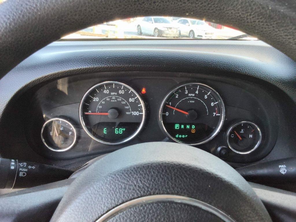 Jeep Wrangler 4WD 2dr Sport 2013
