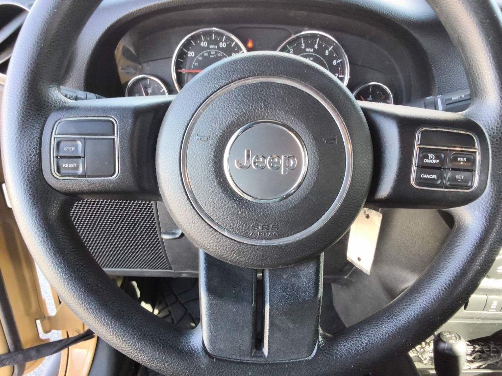 Jeep Wrangler 4WD 2dr Sport 2013