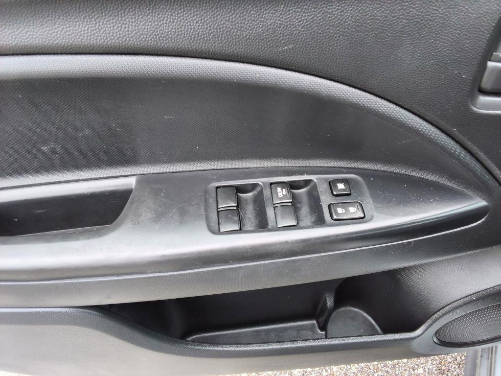 Mitsubishi Mirage G4 Carbonite Edition CVT 2021